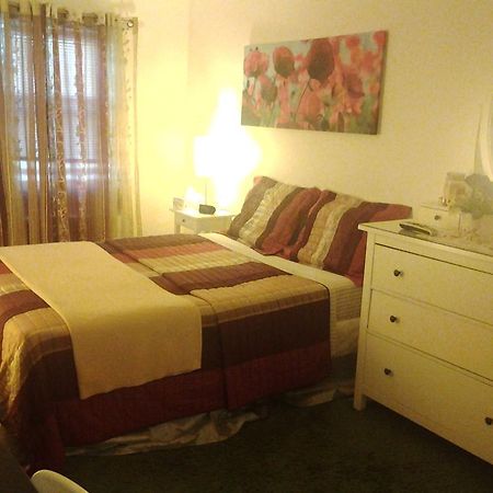 Exquisite Guesthouse Ню Йорк Стая снимка